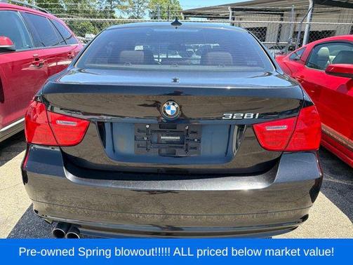 Black Sapphire Metallic 2011 BMW 328 i xDrive
