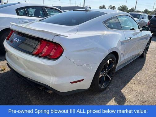 OXFORD WHITE 2022 Ford Mustang GT