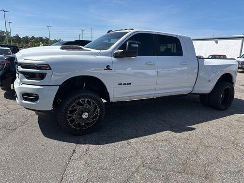 2025 RAM 3500 Laramie Mega Cab 4x4 6'4' Box