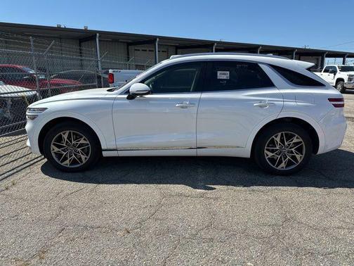 Uyuni White 2022 Genesis GV70 2.5T AWD