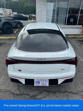 Snow White Pearl 2025 Kia K5 GT-Line