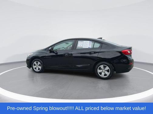 Mosaic Black Metallic 2018 Chevrolet Cruze LS