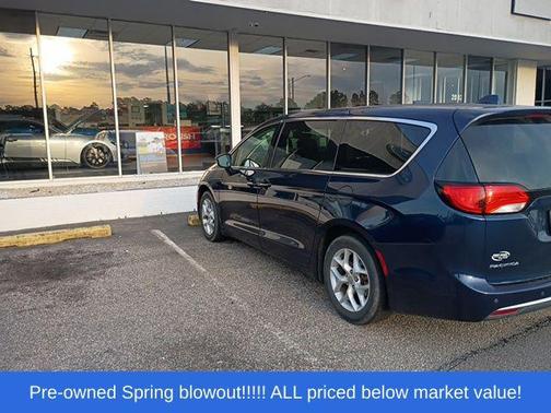 Jazz Blue Pearlcoat 2018 Chrysler Pacifica Touring Plus