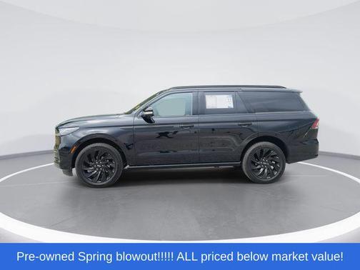 INFINITE BLACK MET CC 2025 Lincoln Navigator Reserve