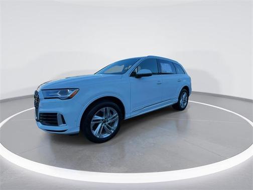 2021 Audi Q7 55 Premium Plus