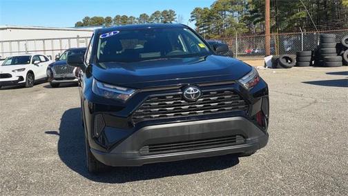 2024 Toyota RAV4 LE
