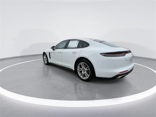 2023 Porsche Panamera Panamera Base