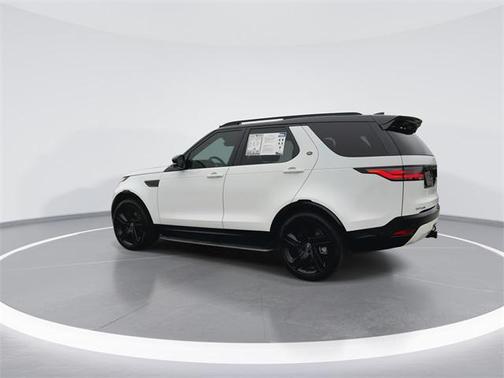 2025 Land Rover Discovery P360 Dynamic SE