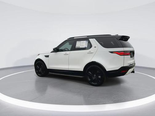 2025 Land Rover Discovery P360 Dynamic SE