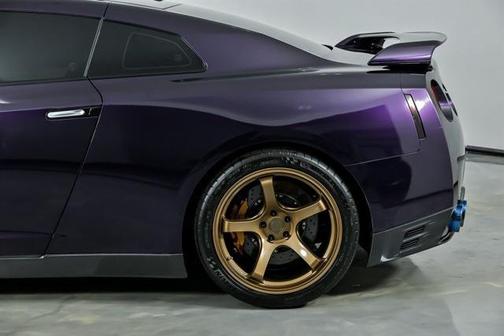Jet Black Pearl 2015 Nissan GT-R Premium