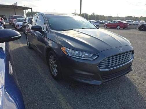 2016 Ford Fusion S