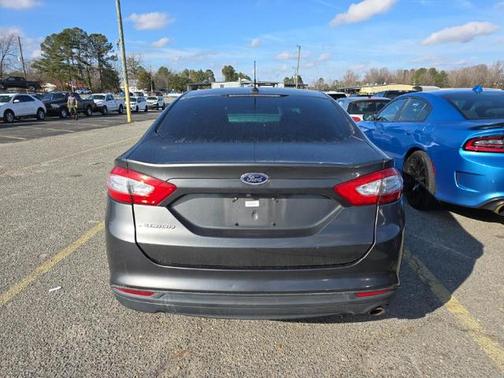 2016 Ford Fusion S