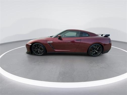 2010 Nissan GT-R Premium