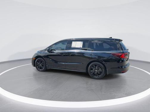 Crystal Black Pearl 2023 Honda Odyssey Sport