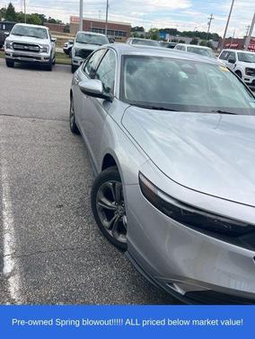 Solar Silver Metallic 2024 Honda Accord EX