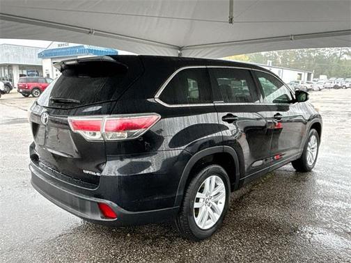 2016 Toyota Highlander LE