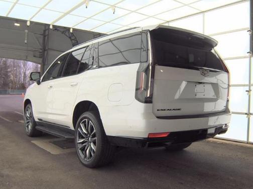 2021 Cadillac Escalade Sport