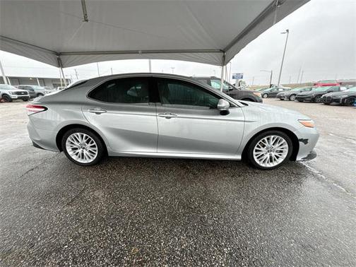 2018 Toyota Camry XLE