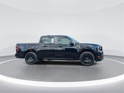 2025 Ford Maverick Lobo Standard