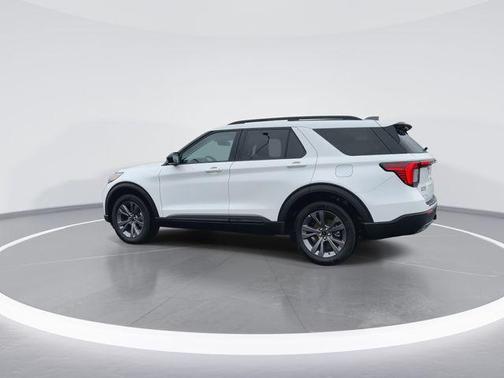 STAR WHITE MET TRI-COAT 2026 Ford Explorer Active