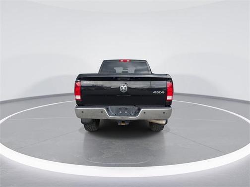 2017 RAM 2500 Tradesman Crew Cab 4x4 6'4' Box