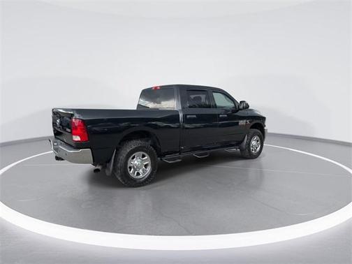 2017 RAM 2500 Tradesman Crew Cab 4x4 6'4' Box