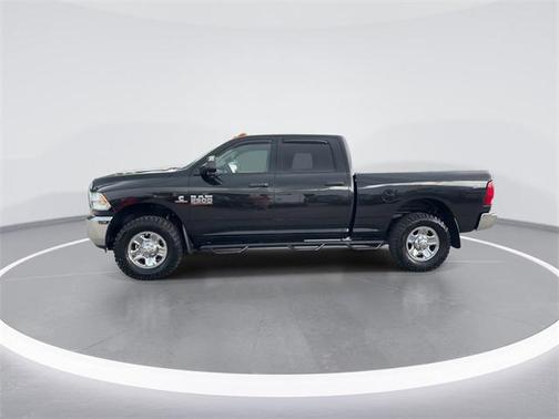 2017 RAM 2500 Tradesman Crew Cab 4x4 6'4' Box