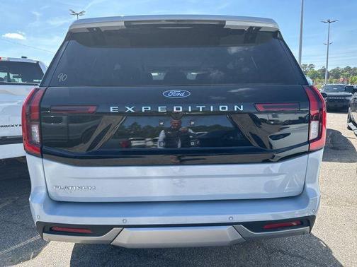 SPACE SILVER METALLIC 2025 Ford Expedition Platinum