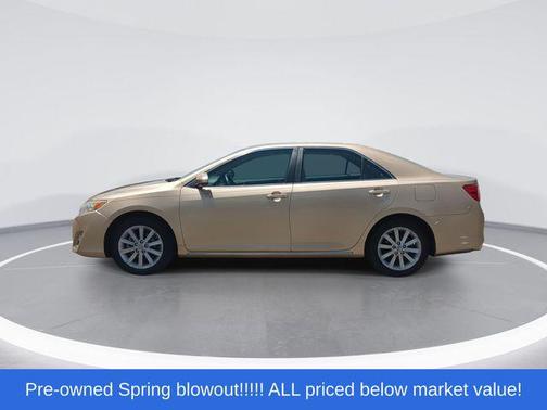 Sandy Beach Metallic 2012 Toyota Camry XLE
