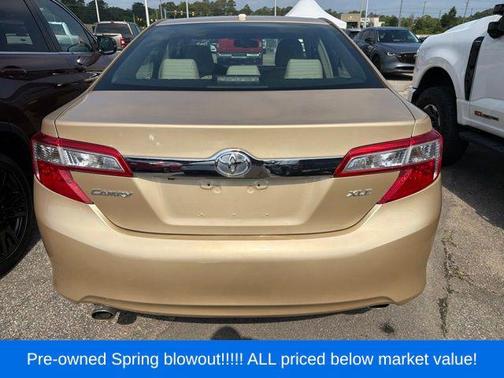 Sandy Beach Metallic 2012 Toyota Camry XLE