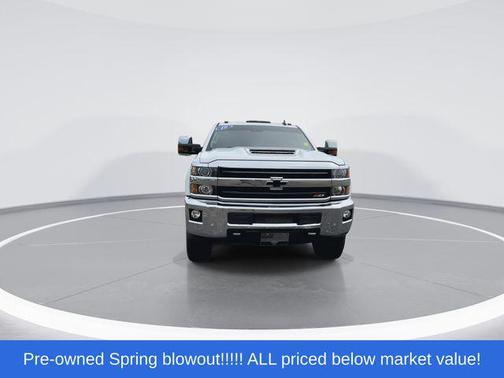 Summit White 2019 Chevrolet Silverado 2500 LTZ