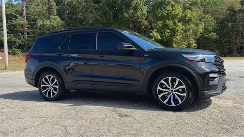 2022 Ford Explorer ST-Line