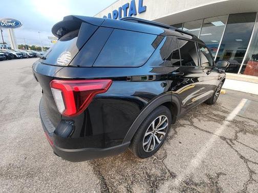 2022 Ford Explorer ST-Line