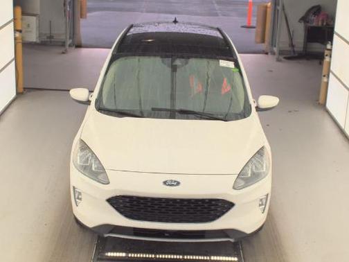 STAR WHITE METALLIC TRI-COAT 2020 Ford Escape SEL