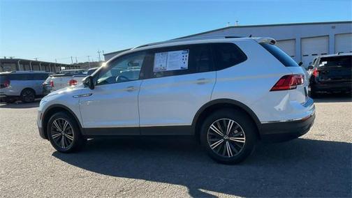 2024 Volkswagen Tiguan 2.0T Wolfsburg Edition