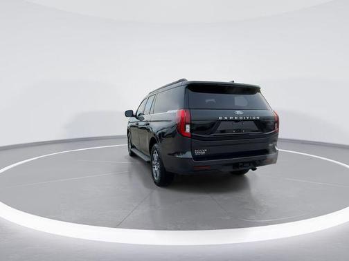 2025 Ford Expedition Max Active 4x4