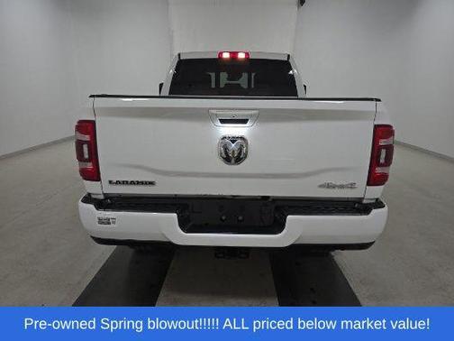Bright White Clearcoat 2024 RAM 2500 Laramie Crew Cab 4x4 6'4' Box