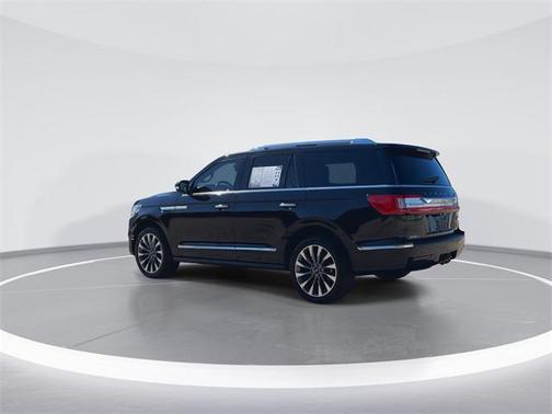 2019 Lincoln Navigator Select