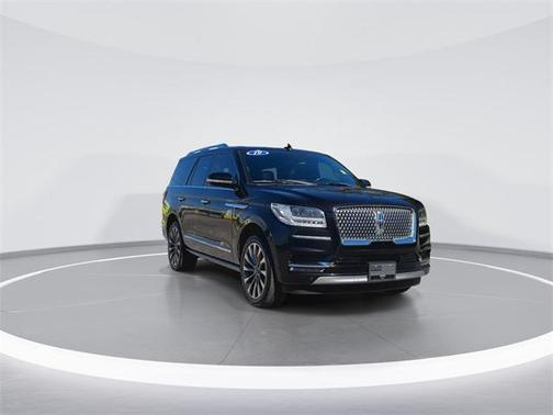 2019 Lincoln Navigator Select