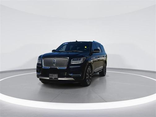 2019 Lincoln Navigator Select