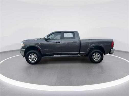2022 RAM 2500 Laramie Crew Cab 4x4 6'4' Box