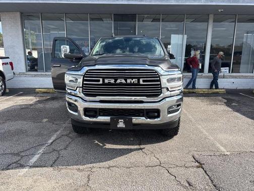 2022 RAM 2500 Laramie Crew Cab 4x4 6'4' Box