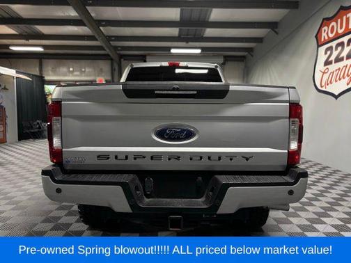 INGOT SILVER METALLIC 2019 Ford F-250 Lariat