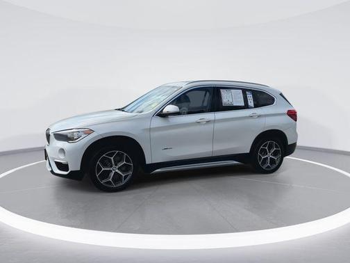 Mineral White Metallic 2018 BMW X1 xDrive28i