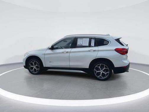 Mineral White Metallic 2018 BMW X1 xDrive28i