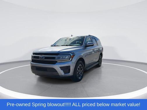 ICONIC SILVER METALLIC 2024 Ford Expedition XLT