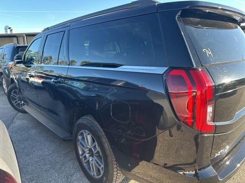 2025 Ford Expedition Max Active 4x4