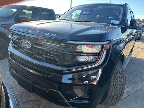 2025 Ford Expedition Max Active 4x4