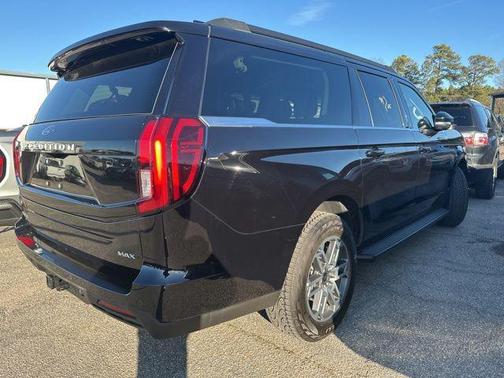 2025 Ford Expedition Max Active 4x4