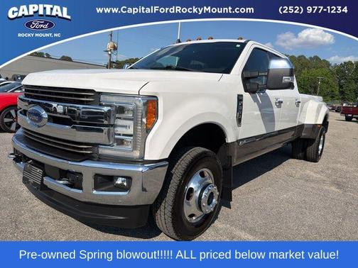 WHITE PLATINUM MET TRI-COAT 2019 Ford F-350 King Ranch